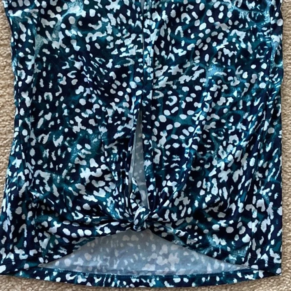 Old Navy Active Athletic Tank - Picture 6 of 7